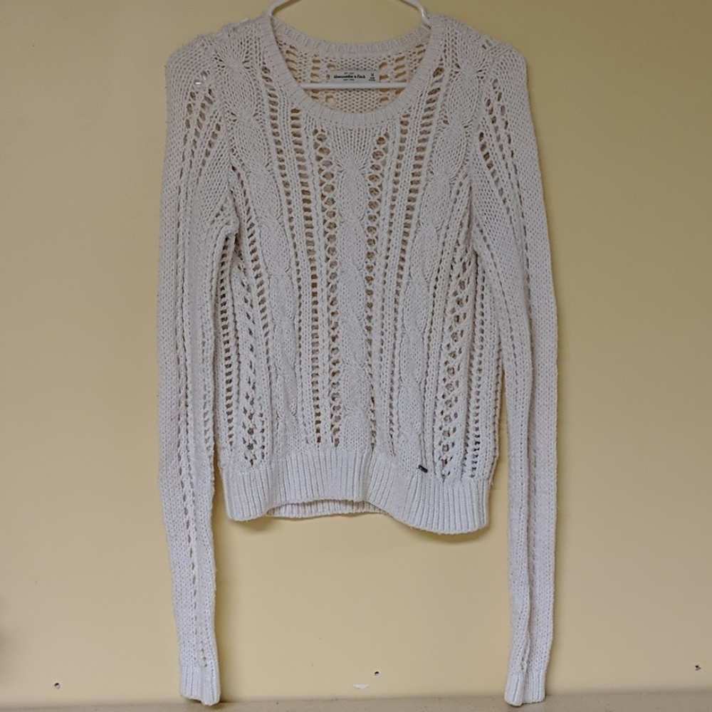 Short waisted sweater